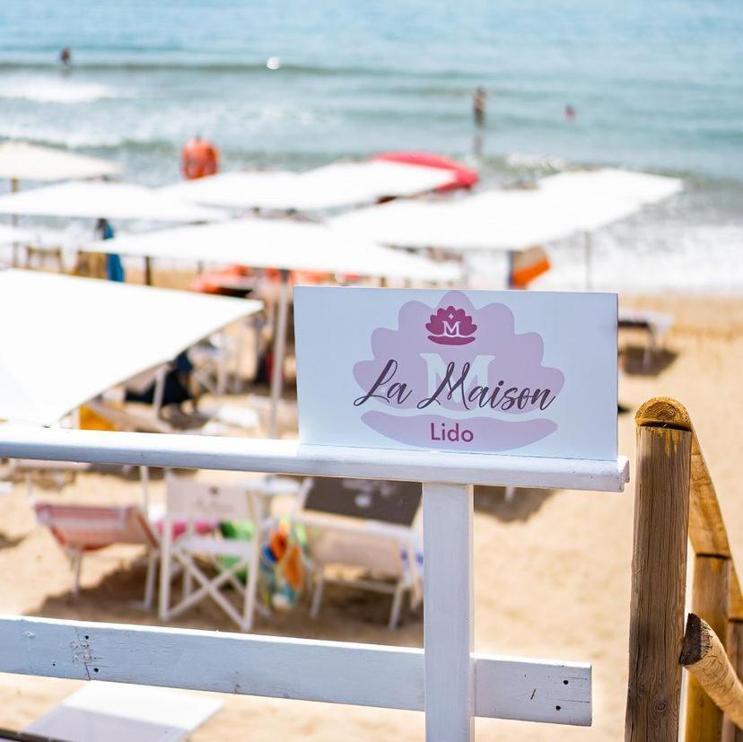 La Maison - Boutique Rooms Sperlonga Exterior foto